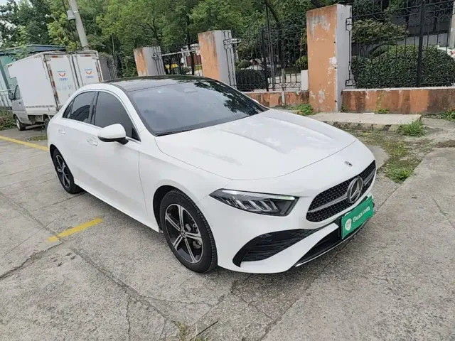 Mercedes-Benz A-Class — Фото автомобиля 3