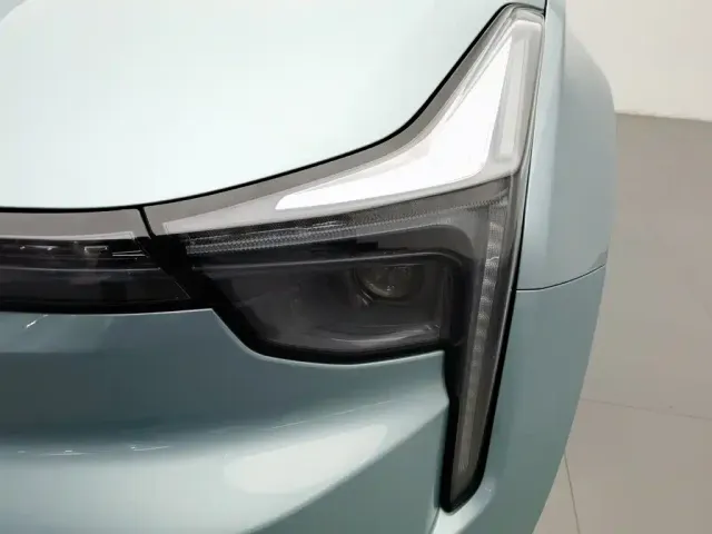 Nezha Auto Neta U 2022 Smart 500 LFP — Фото автомобиля 7