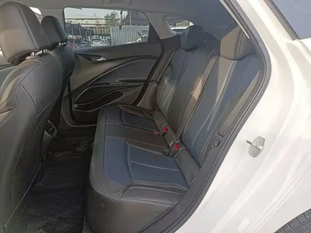 Buick Velite 6 — Фото автомобиля 16