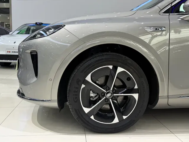 Shangjie SUV — Фото автомобиля 5