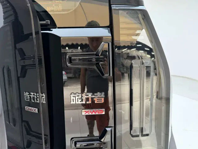 Jetour Jetour Traveler 2023 Model 2.0T 4WD Cross PRO — Фото автомобиля 10