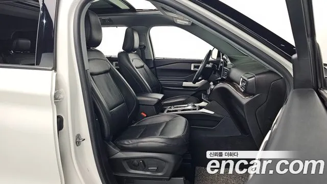 Ford Explorer Explorer 6 поколение — Фото автомобиля 10