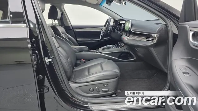 Hyundai Grandeur New — Фото автомобиля 11
