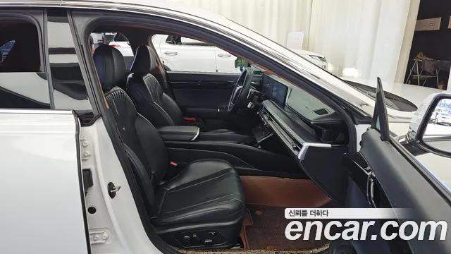Hyundai Grandeur Grandeur (GN7) 3.5 LPG 2WD (Такси) — Фото автомобиля 3