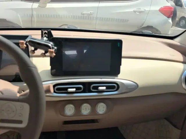 Wuling Hongguang Mini EV — Фото автомобиля 13