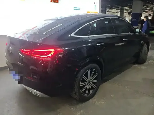 Mercedes-Benz Mercedes-Benz GLE Coupe 2022 GLE 350 4MATIC Coupe SUV Fashion — Фото автомобиля 8