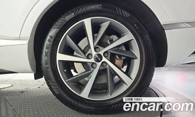 Genesis GV80 — Фото автомобиля 6