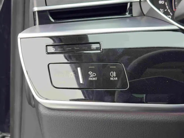 Audi A8 — Фото автомобиля 18