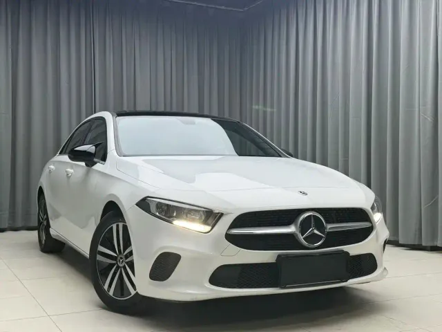 Mercedes-Benz A-Class — Фото автомобиля 2