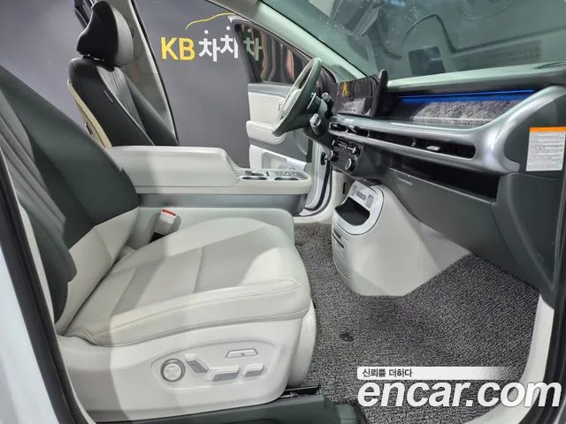 Hyundai Ioniq 9 — Фото автомобиля 10