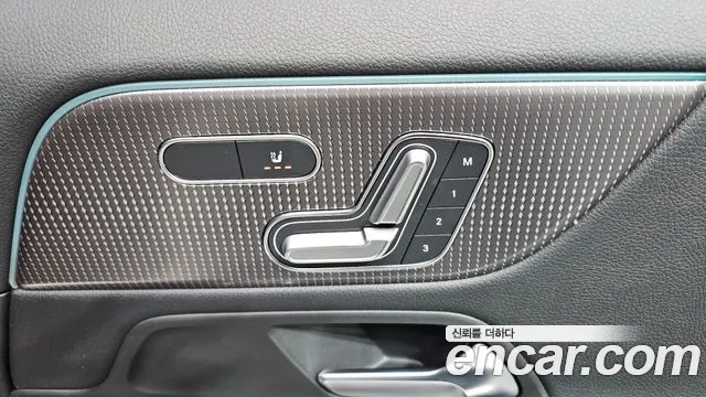 Mercedes-Benz EQA — Фото автомобиля 30