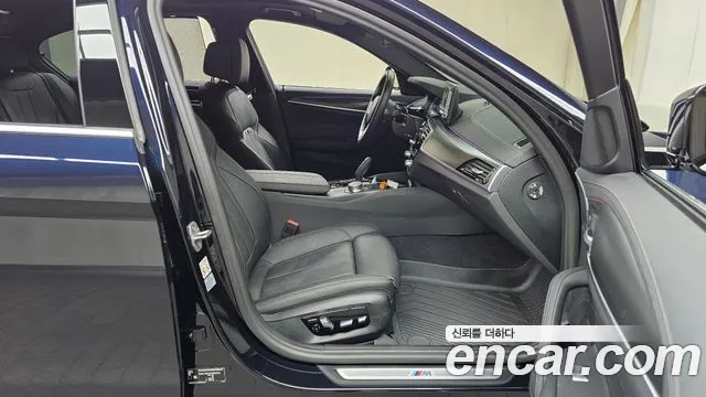 BMW 5-Series — Фото автомобиля 25