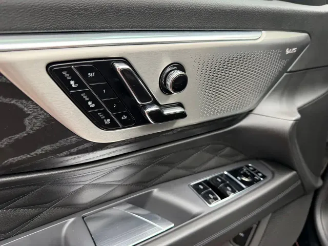 Cadillac CT6 — Фото автомобиля 5