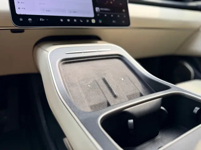 Nio ET5 Touring — Фото автомобиля 20