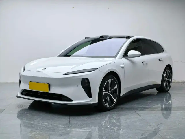Фотография автомобиля — Nio ET5 Touring