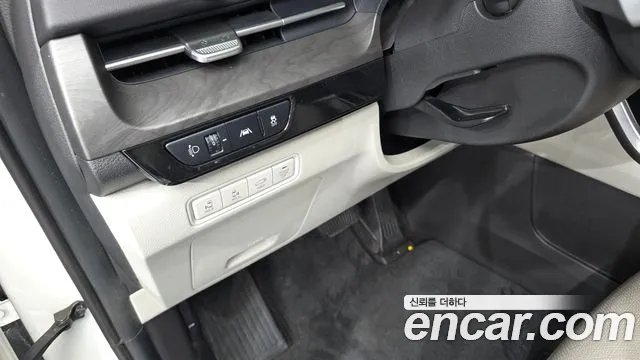 Kia Carnival 4th Gen — Фото автомобиля 20