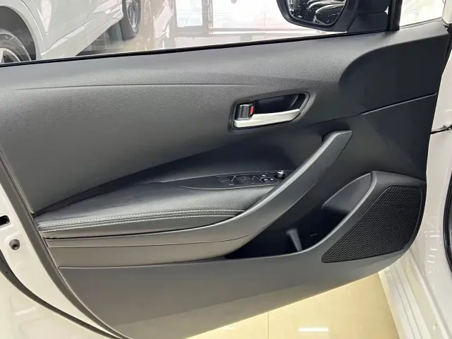 Toyota Corolla — Фото автомобиля 14