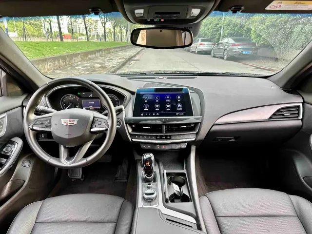Cadillac CT5 — Фото автомобиля 15