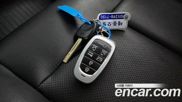 Hyundai Staria Staria 2WD Школьный автобус — Фото автомобиля 14