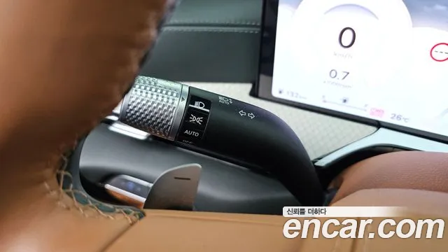 Genesis GV80 — Фото автомобиля 28