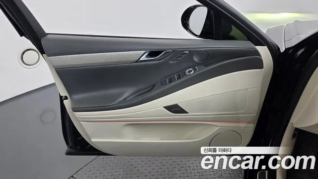 Genesis G80 RG3 — Фото автомобиля 13