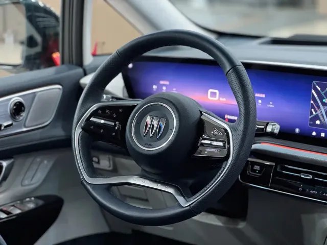 Buick Century 2023 2.0T 4-Seat Private Edition — Фото автомобиля 15