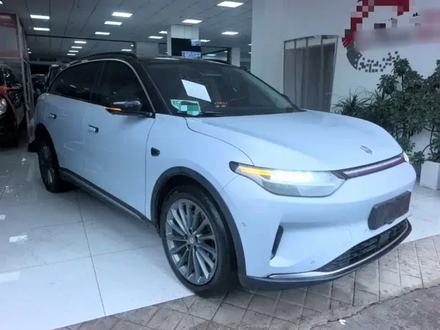 Leapmotor C11 — Фото автомобиля 3