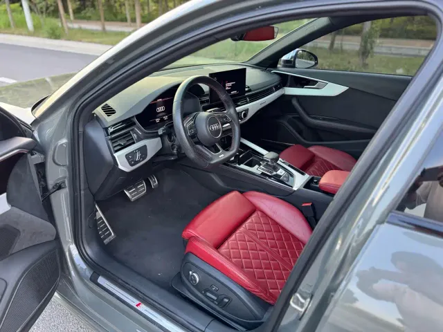 Audi S4 — Фото автомобиля 7
