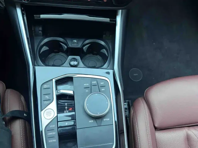 BMW 3 Series — Фото автомобиля 16