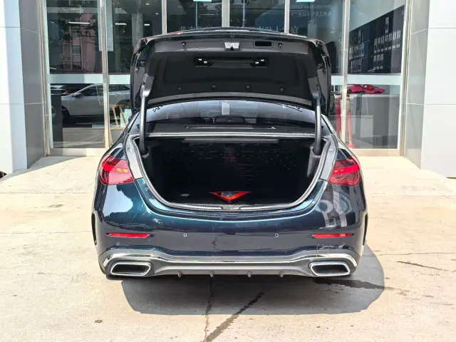 Mercedes-Benz C-Class — Фото автомобиля 9