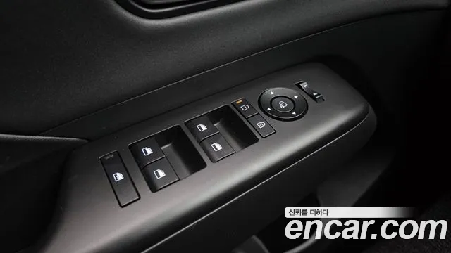 Hyundai Kona Kona (SX2) Бензин 2.0 2WD — Фото автомобиля 18