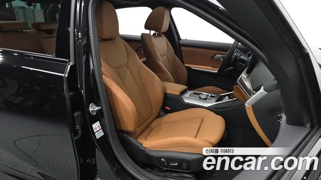 BMW 3-Series 3 серия (G20) 320i M Sport — Фото автомобиля 26