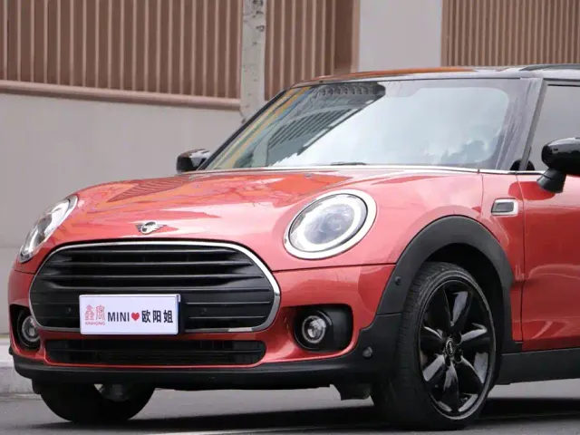 MINI Clubman — Фото автомобиля 10