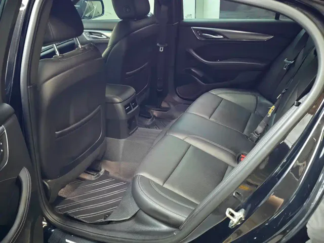 Cadillac CT5 — Фото автомобиля 14