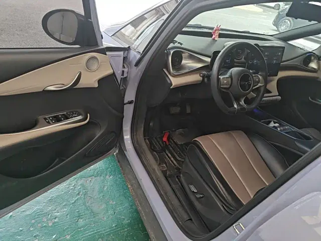BYD Dolphin — Фото автомобиля 15