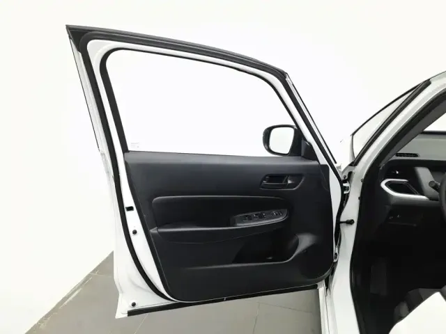 Honda Fit 2024 1.5L CVT Mugen Unlimited Edition — Фото автомобиля 8