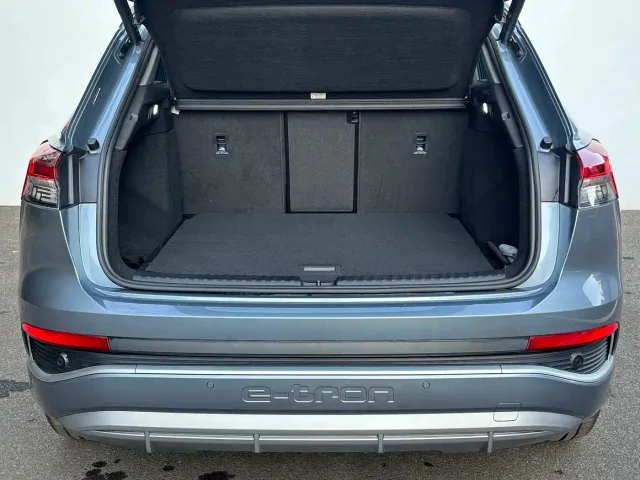 Audi Q4 e-tron — Фото автомобиля 6