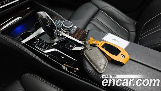BMW 5 Series G30 — Фото автомобиля 9