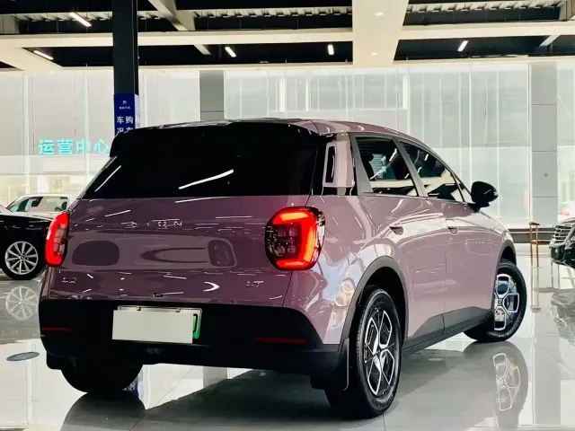 GAC Aion UT — Фото автомобиля 7