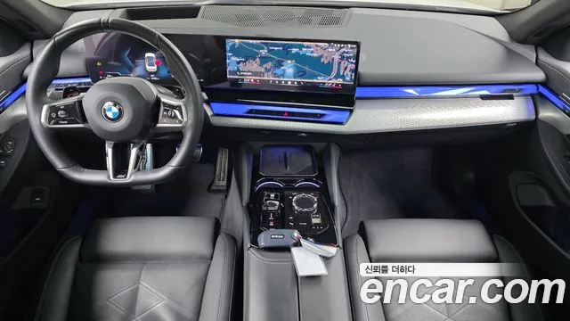 BMW 5 Series G60 — Фото автомобиля 10