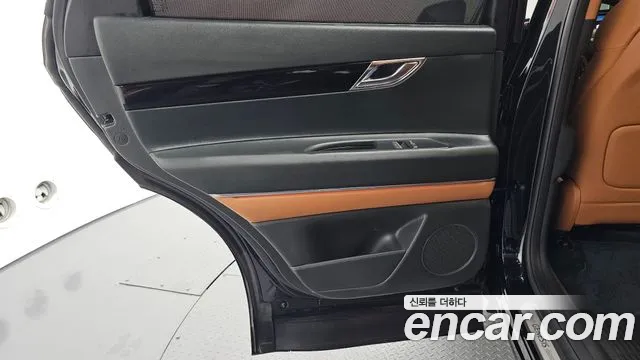 Genesis GV80 2.5T Бензин 2WD — Фото автомобиля 19