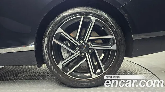 Genesis G80 RG3 — Фото автомобиля 6