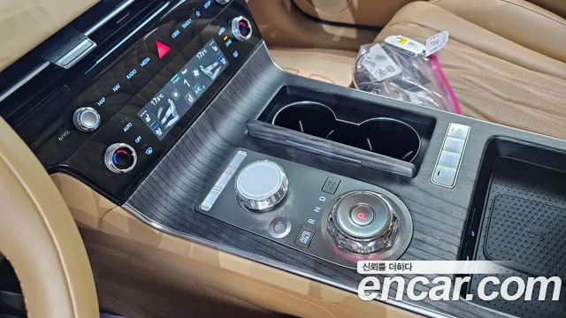 Genesis G80 Бензин 2.5 турбо AWD — Фото автомобиля 6