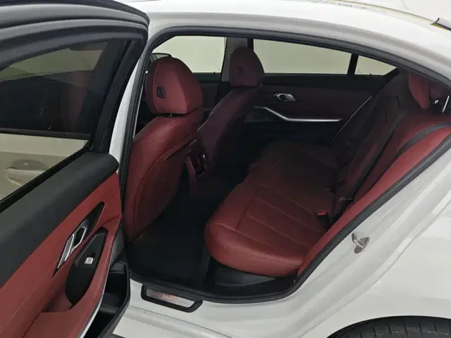 BMW i3 — Фото автомобиля 11