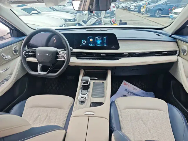 Chery Arrizo 8 — Фото автомобиля 6