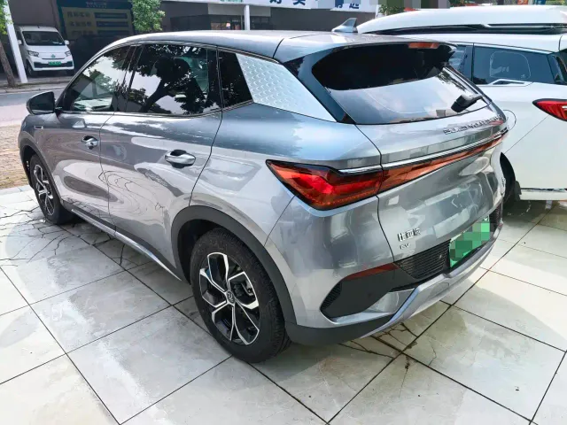 BYD Yuan PLUS — Фото автомобиля 9