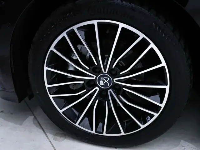 BYD Han — Фото автомобиля 9