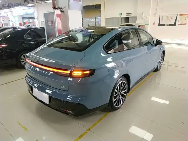 Leapmotor B01 — Фото автомобиля 6