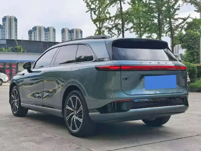 Xpeng G9 — Фото автомобиля 6
