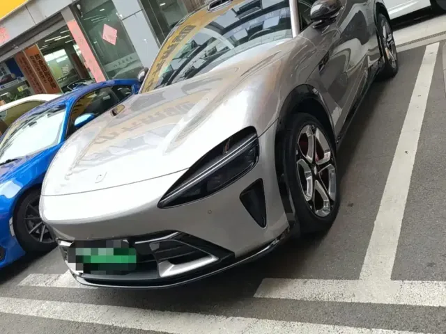 Фотография автомобиля — Xiaomi YU7